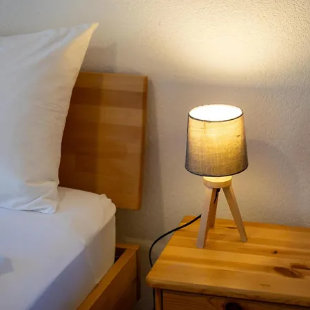 Ecluses 15 - Close To Lift & Centre - *