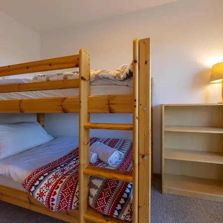 Ecluses 15 - Close To Lift & Centre - 아파트